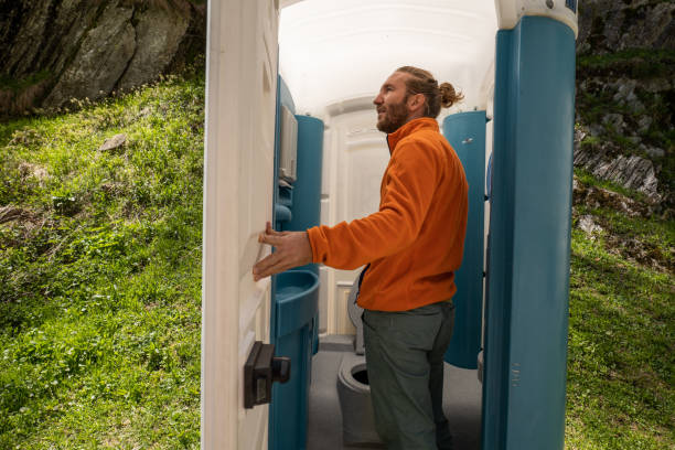 Best Construction site porta potty rental  in Halawa, HI